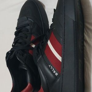 Bally mens size 10 1/2 us. BRAND NEW